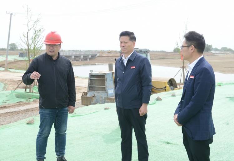 湖滨新区召开山水工程现场推进会