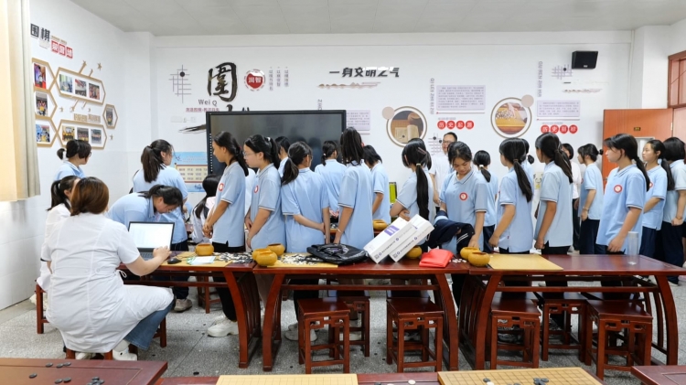 宿迁康复医院：守护脊柱健康 为3万名学子撑起“保护伞”！