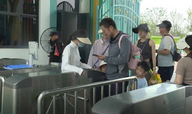 今天父亲节：景区商超推出系列活动 花式“宠爸”