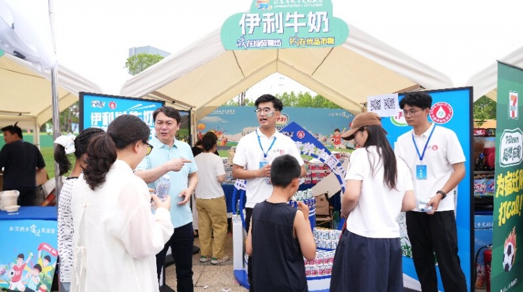 “优品市集”火爆 企业借势“苏超”狂送福利