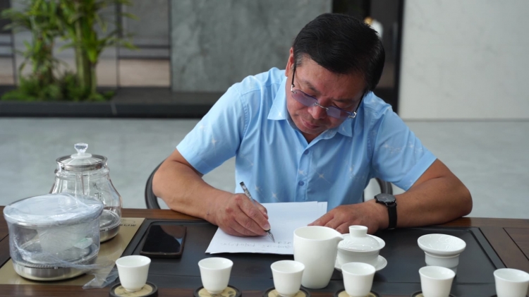 庆“七一” | 市民创作长诗 歌诵建党104周年