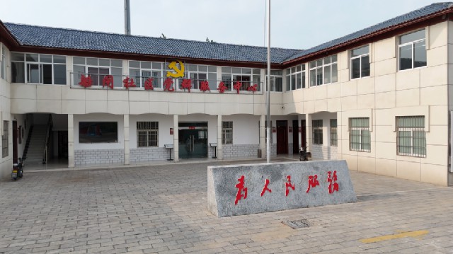 船闸社区党支部：实干筑堡垒 产业兴社区