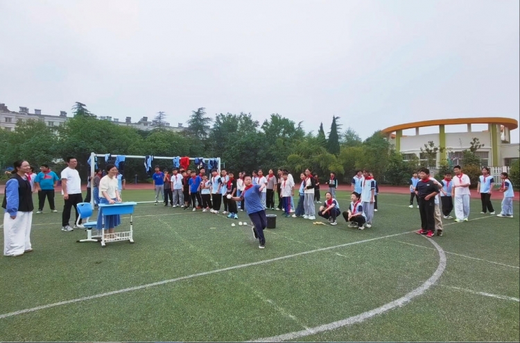 晓店中心小学：运动迎国庆 活力展风采