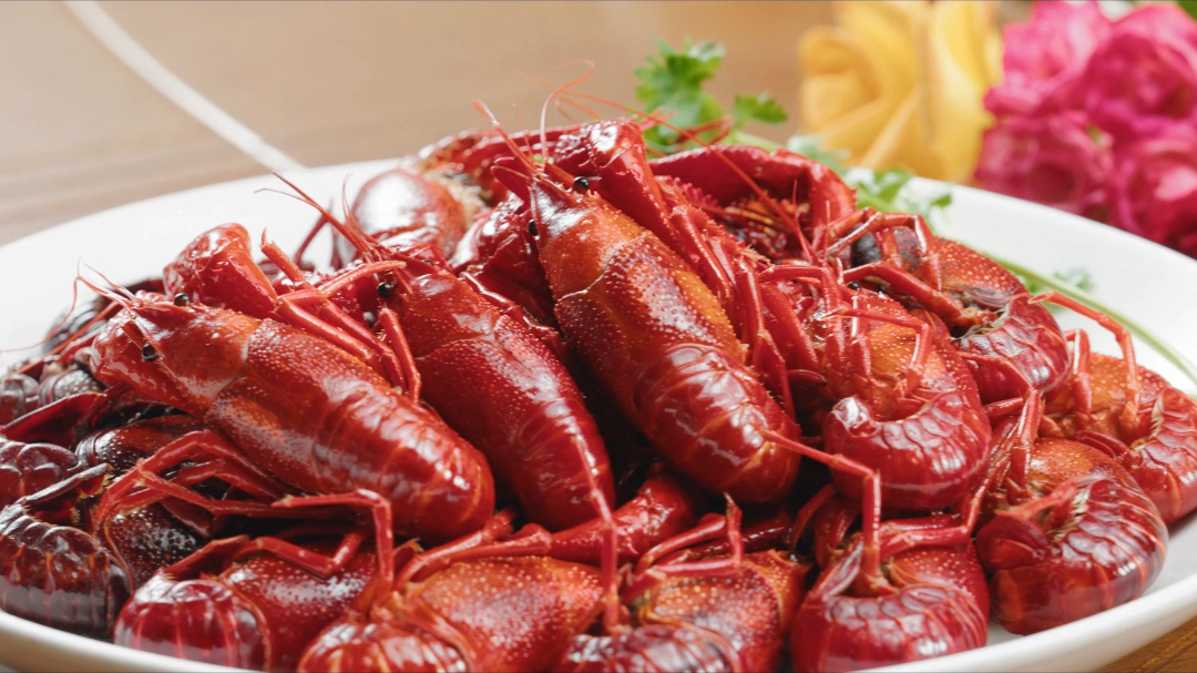 7月31日泗洪：苏超海采1.景区欢迎游客为宿迁队加油2.泗洪美食欢迎无锡游客为宿迁加油[00-02-08][20250801-152831511].jpg